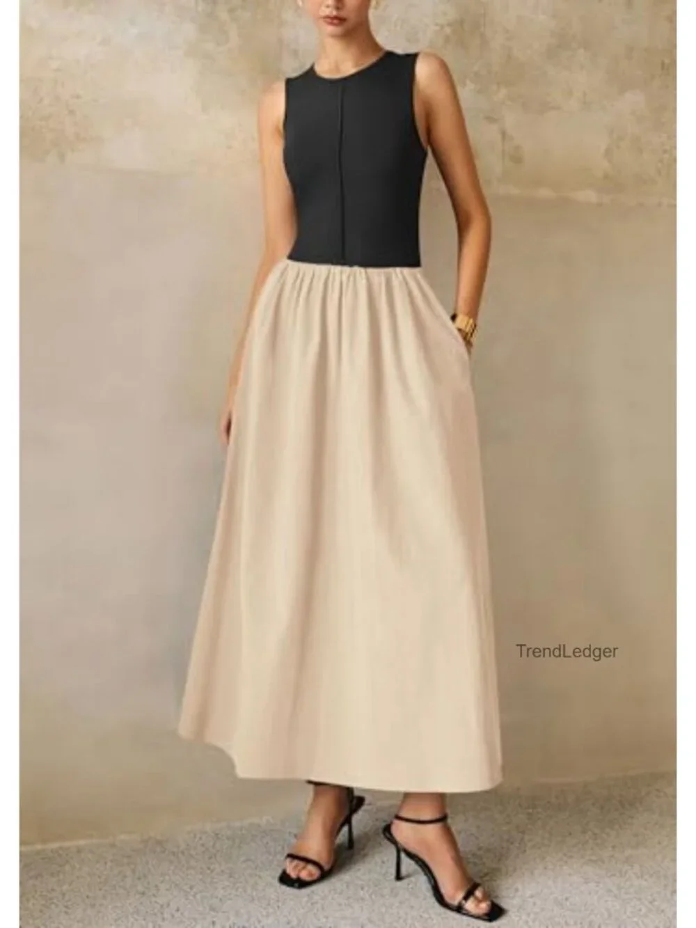 Pleated Maxi Dress with Pockets Sleeveless A-Line Knit Summer